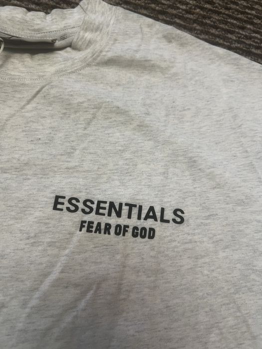 Compleu essentials fear of god