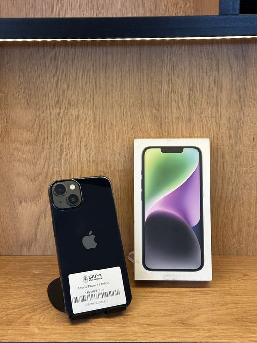 айфон 14 черн сколы есть