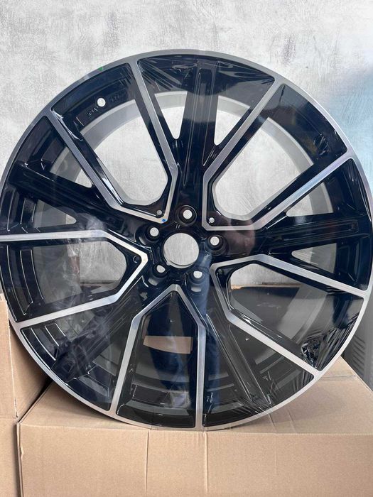 Нови джанти за Audi Q7 9JX21 5x112 ET22