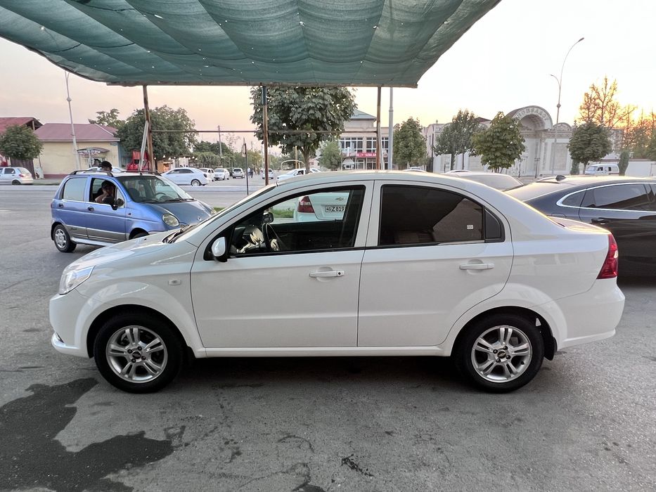 Некся 3 холати яхши юргани 77000