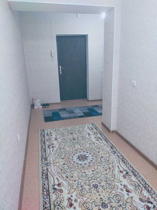 2 бөлмелі пәтер күндікке жалға беріледі