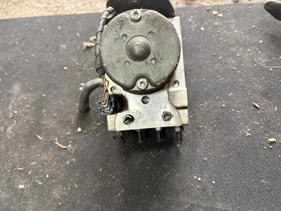 Vw phaeton 3.0tdi 2005 година Abs Абс помпа