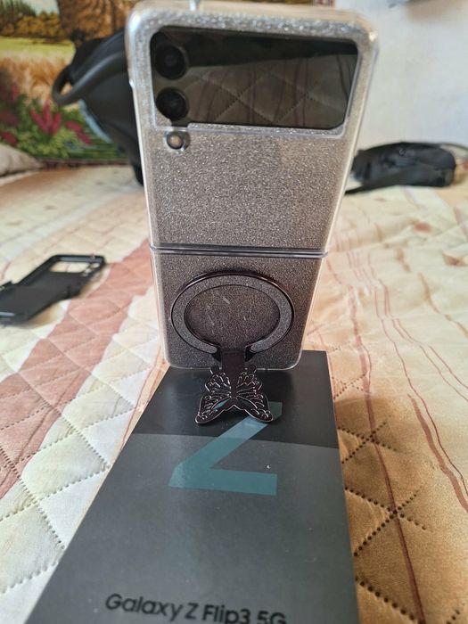 Samsung Galaxy Z Flip 3