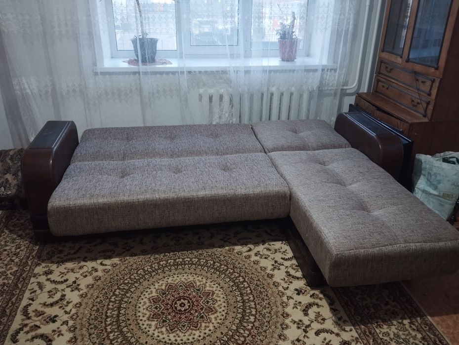 Продам угловой диван