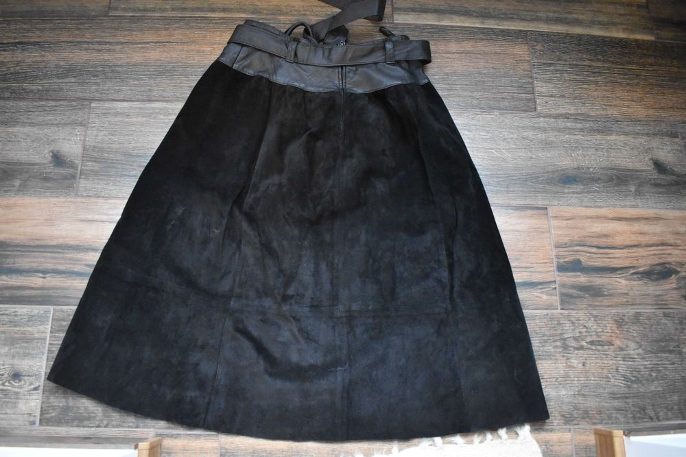 Fusta din piele naturala