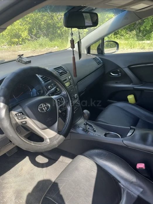 Toyota avensis в отличном состоянии