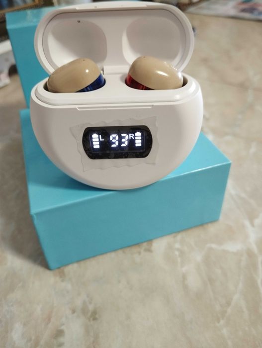 Слухов апарат мини със зарядна станция литиево-йонна батерия Li-ion