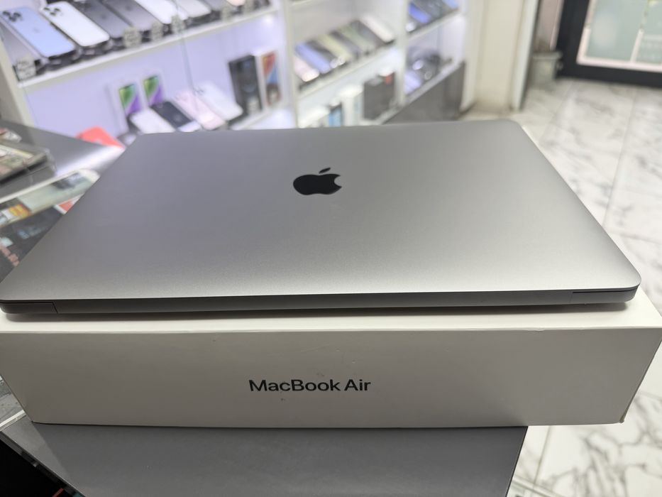 Macbook Air  13 inch M1 256Gb