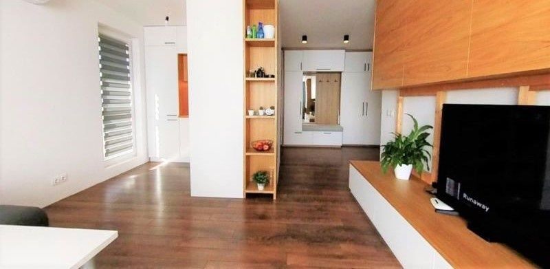 Дава се под наем Двустаен апартамент в София, Манастирски ливади - 76 кв.м за 484.5 € - Снимка #2