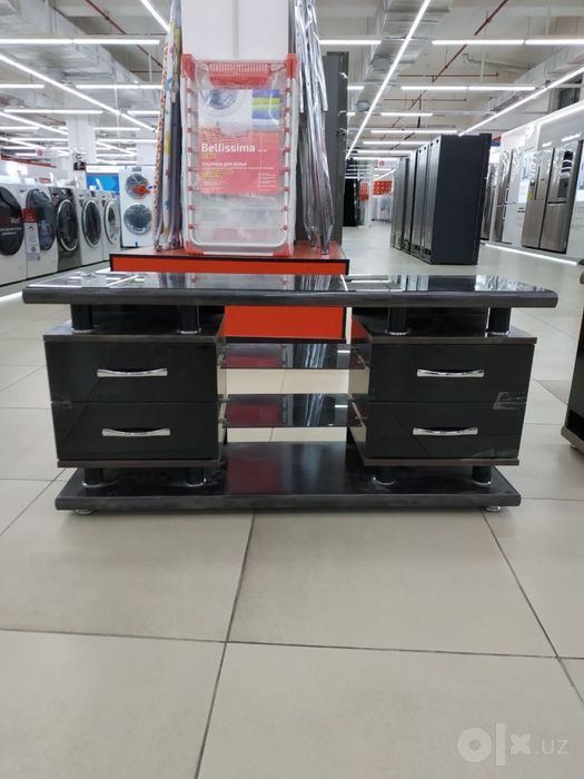 TV podstavka yasimiz