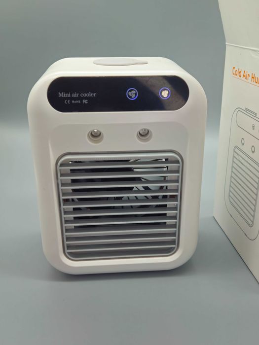 Мини климатик и овлажнител , USB, преносим охладител с водна мъгла.