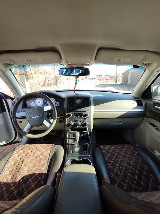 Продам Chrysler 300c