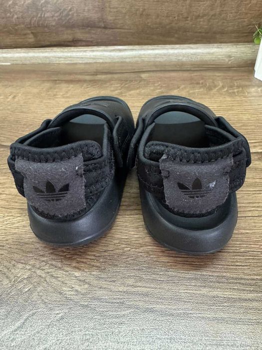 Детски сандали adidas