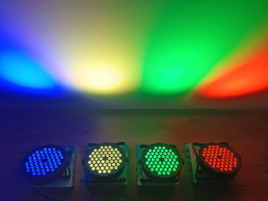 Proiector joc culori/lumini *Stroboscop 54 LED PARTY*Lumini Ambientale