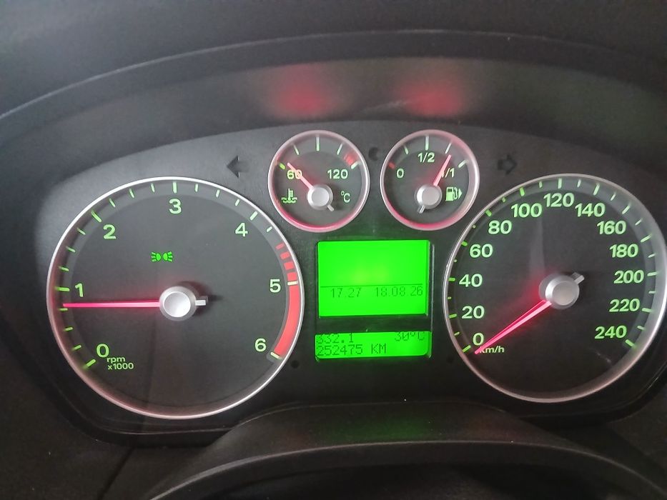 Focus 2 , 2000cm diesel,  2007 , 136cp .