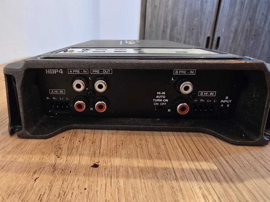 Statie auto Hertz HDP4 1000w 4 canale