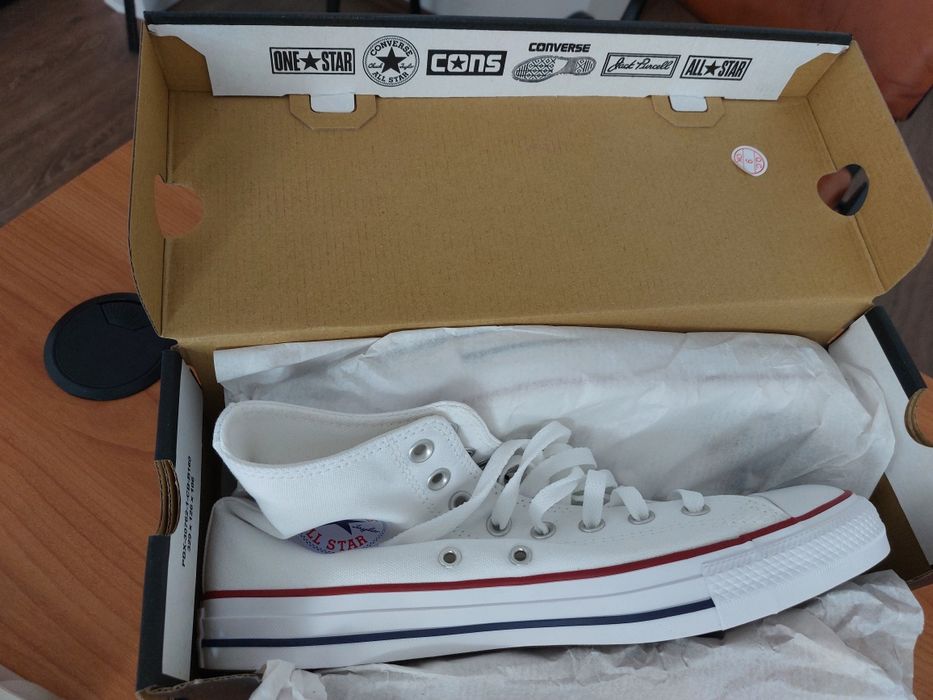 Tenesi Converse AllStar NOI