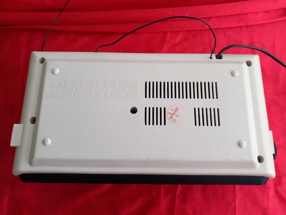 Флип Радио Часовник ASTROSOUND