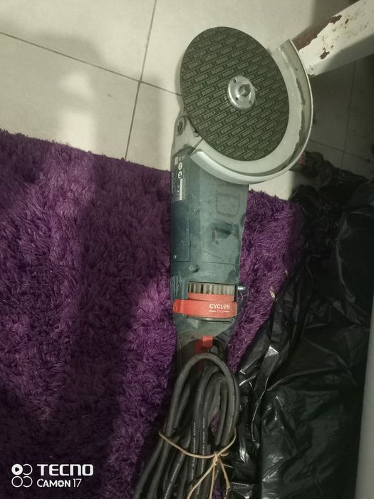 Болгарка Бош 230