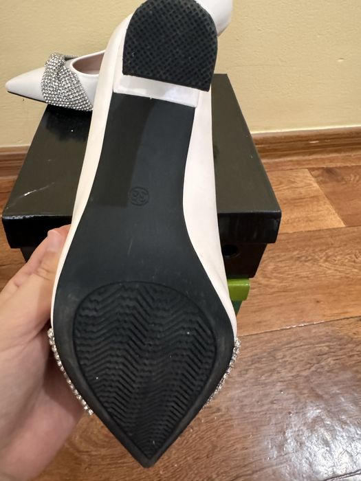 Продается туфли