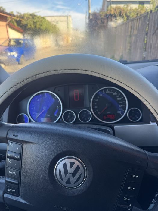 VOLKSWAGEN Touareg 2009 — imagine 4