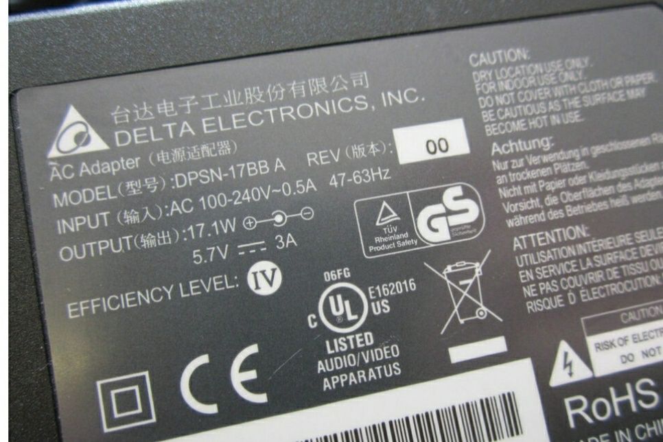 Adaptor de alimentare Delta Electronics