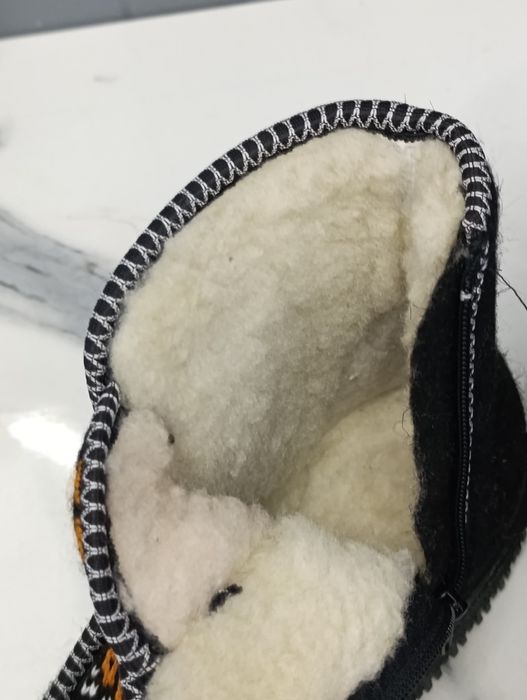 Продам  зимние бурки