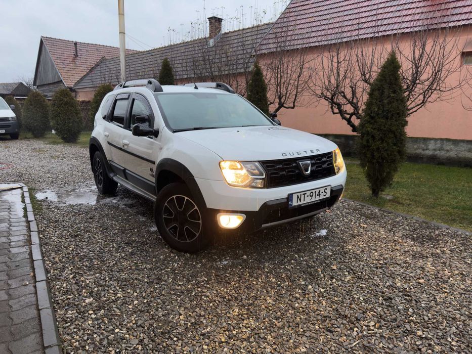Dacia Duster 1.5 dCI S&S 4x4 Blackshadow 109 cp Euro 6 fara AdBlue
