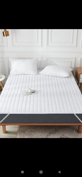 Matras ustiga chehol