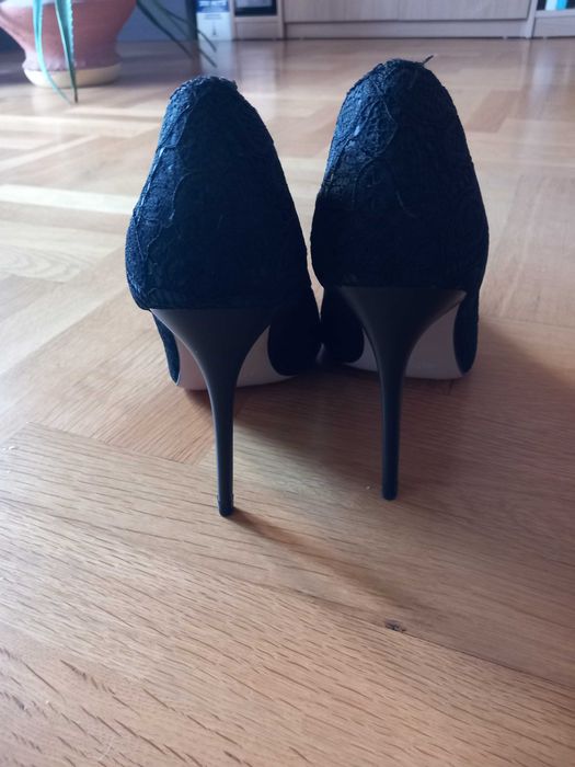 нови Zara официални обувки - красива дантела