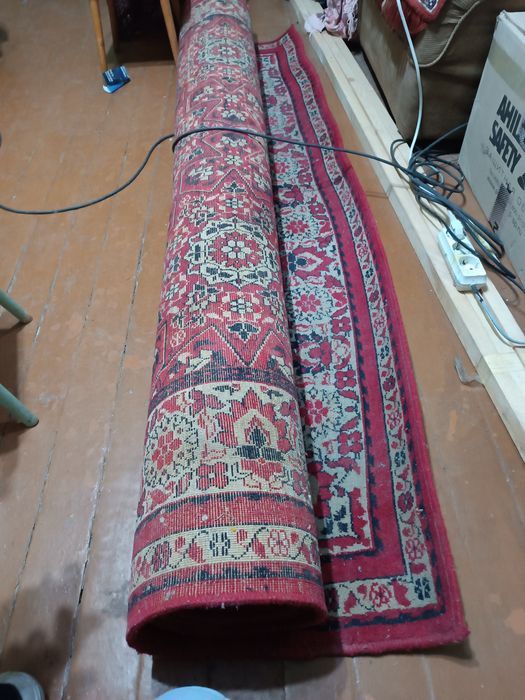 Ковры б/у разные