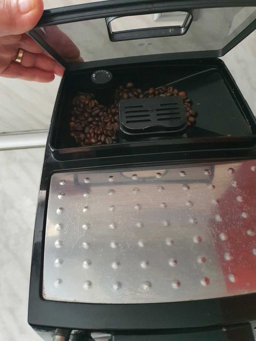 Кафе Автомат Delonghi