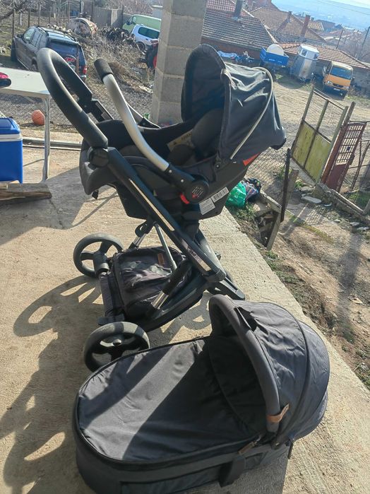 Продавам количка чиполино