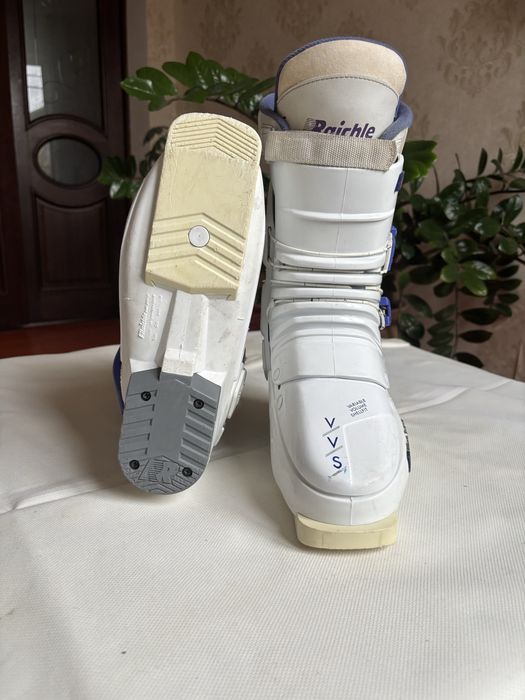 Горнолыжные ботинки 50000тг