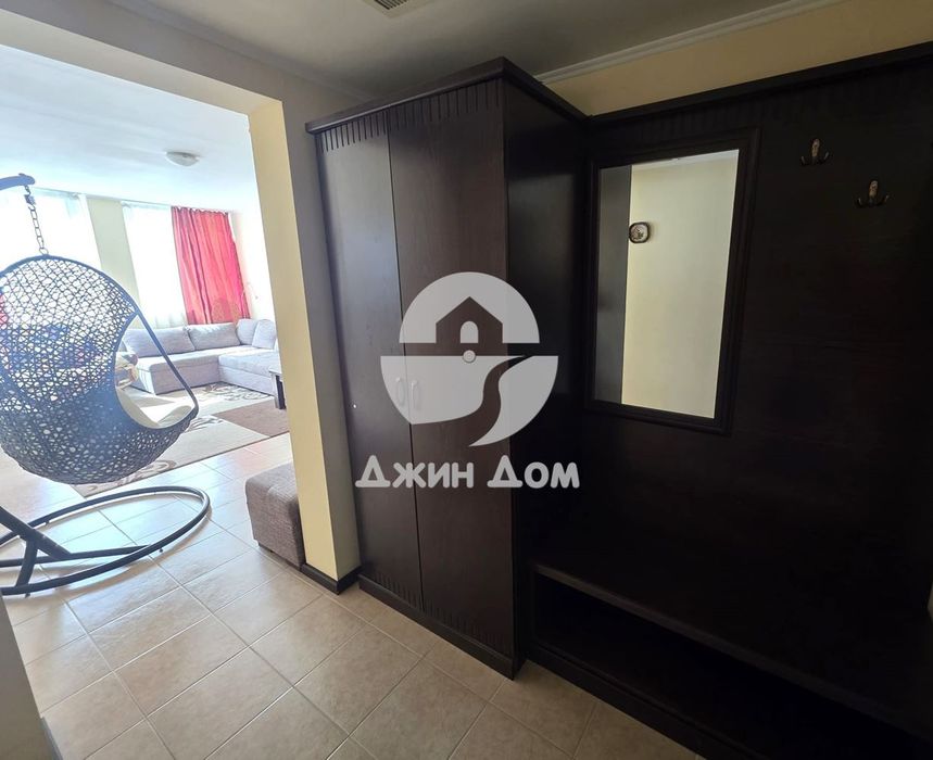 Тристаен апартамент на ПЪРВА ЛИНИЯ в к-с „Сънсет Фемили“, гр. Поморие