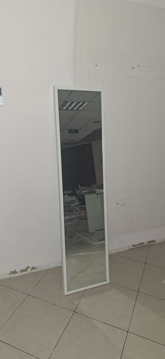 Огледало с бяла рамка 40x160