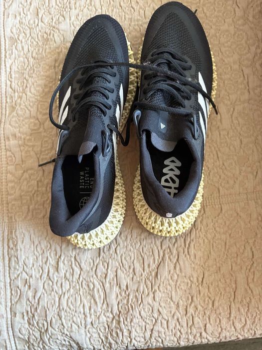 Маратонки adidas