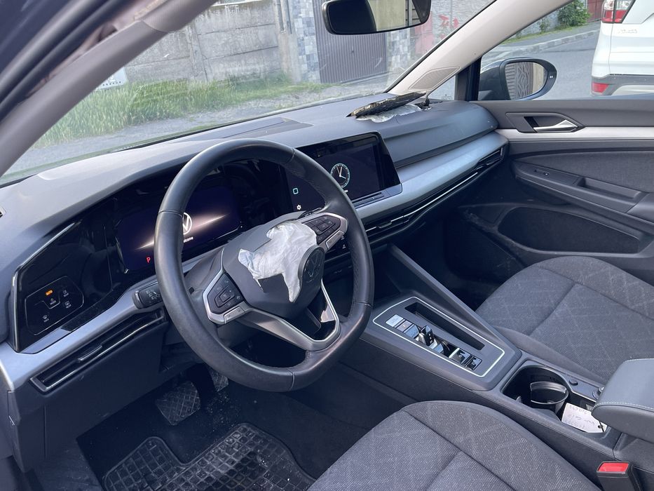 VW Golf 8 1.0 E-Tsi Usor Avariat/avariata