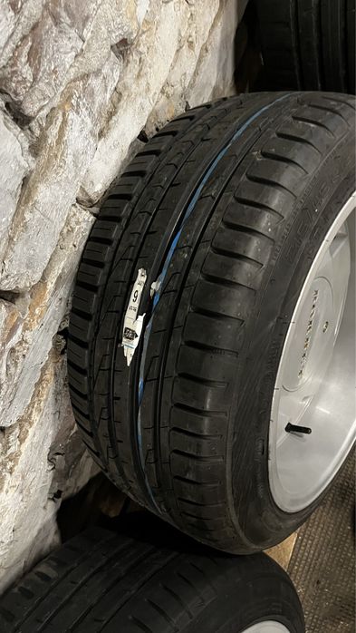 Продам шины Nokian hakka blue 2