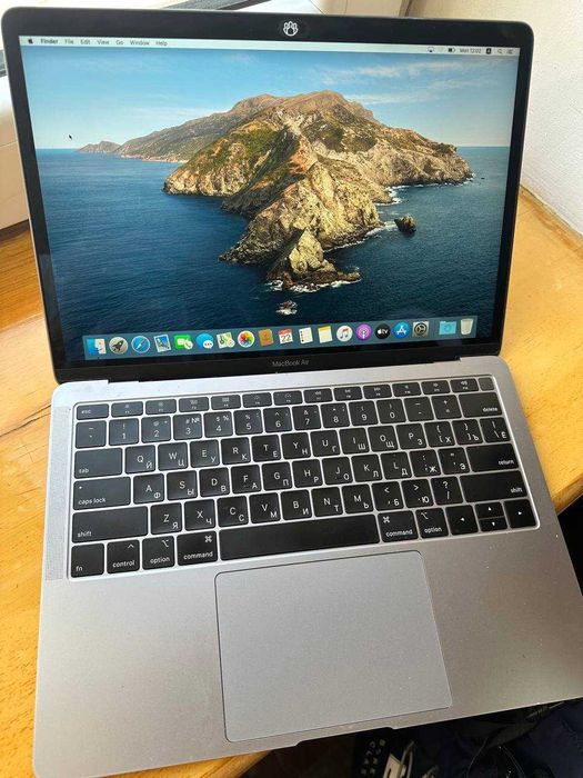 MacBook Air (Retina, 13-inch, 2019)