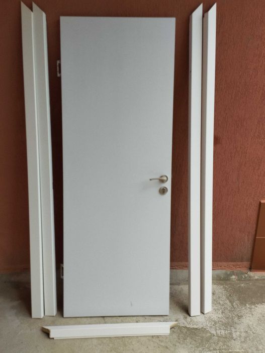 Интериорни врати