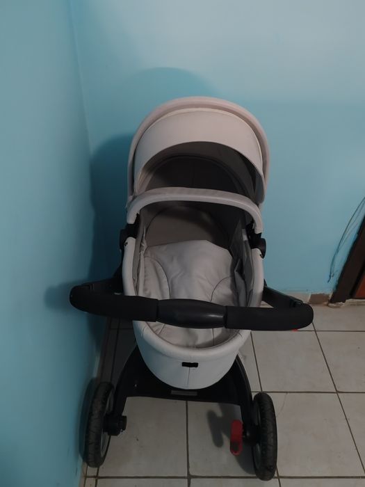 Продам хорошую коляску не дорого