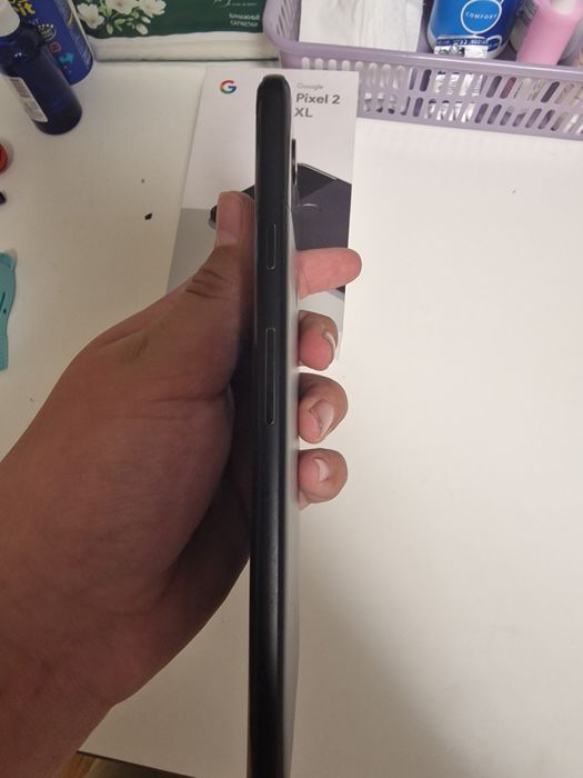 Продам Google pixel 2xl срочно!