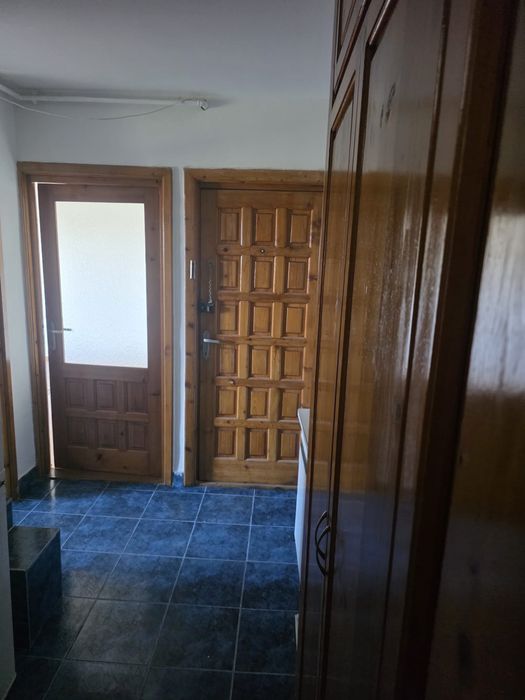 Vand Apartament 2 camere  decomandat