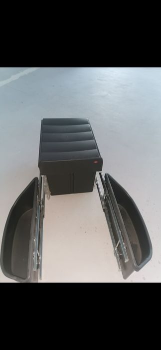 cos de gunoi cu doua compartimente...