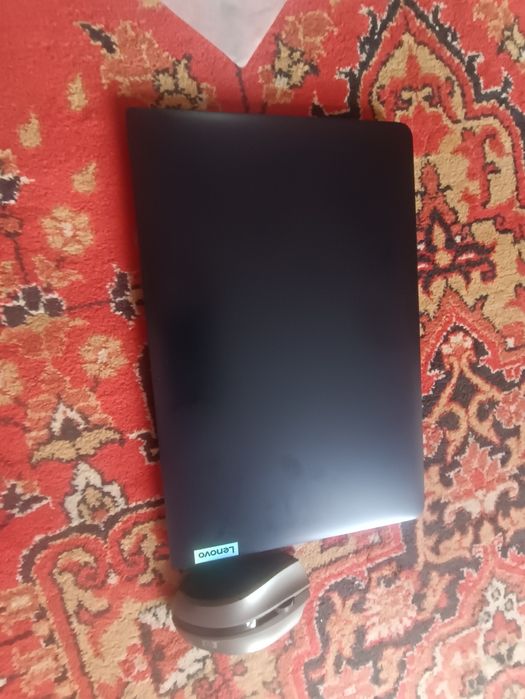 Lenevo noutbuk. DDR4