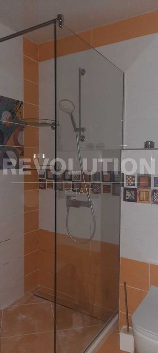 Дава се под наем Тристаен апартамент в Варна, Център - 100 кв.м за 1097.01 € - Снимка #6