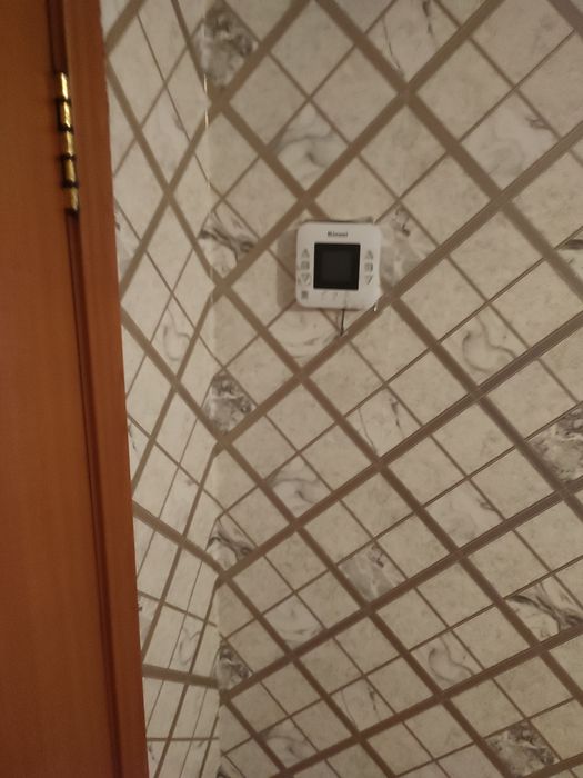 Продам газовый котел на 220 кв