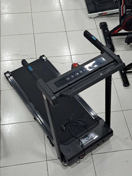 Складная беговая дорожка с поручнем