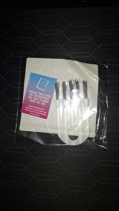 Perie de curățare pentru tastatură